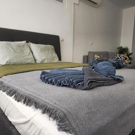 Tao City Center Apartment With Fee Wifi And Air Con By Namaste Elite ตอร์เรโมลิโนส ภายนอก รูปภาพ